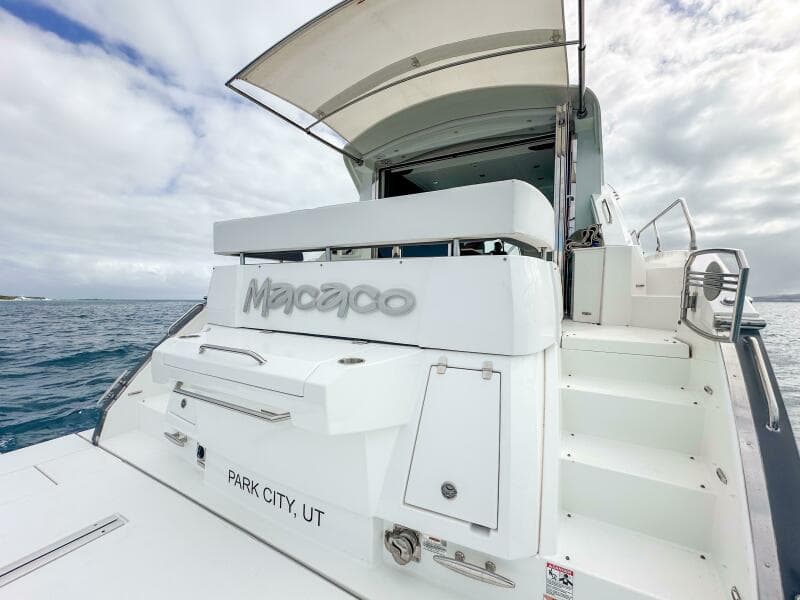 2019 Cruisers Yachts 50 Cantius