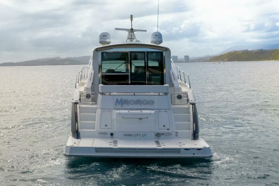 2019 Cruisers Yachts 50 Cantius
