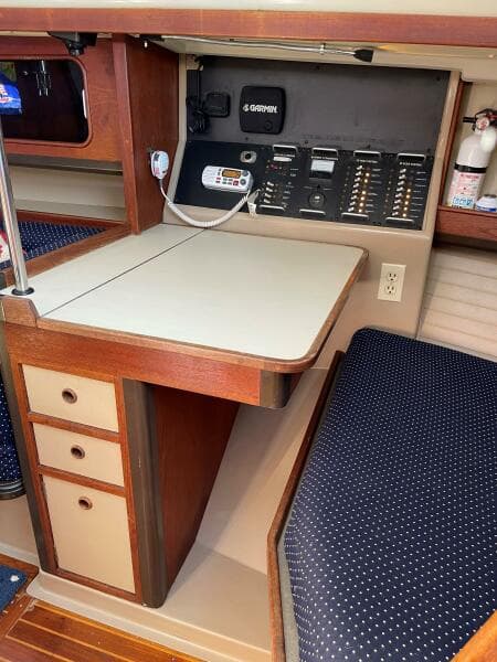 1984 C&C 35 Mk III
