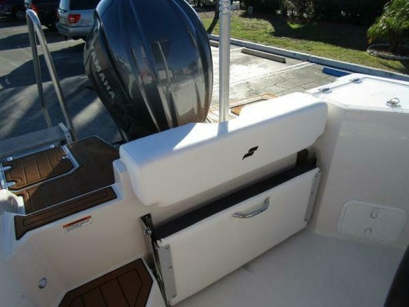 2024 Starcraft SVX 231 OB CC