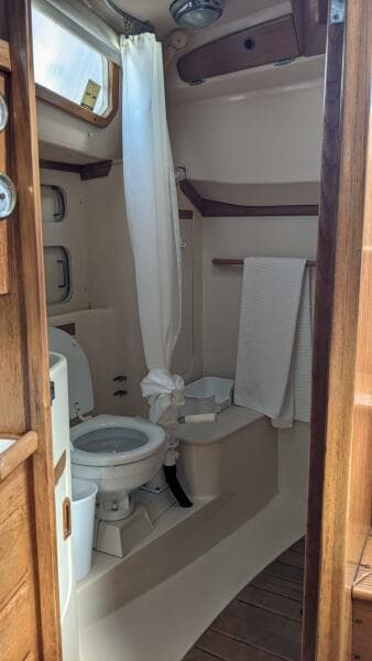 1993 Sabre 38