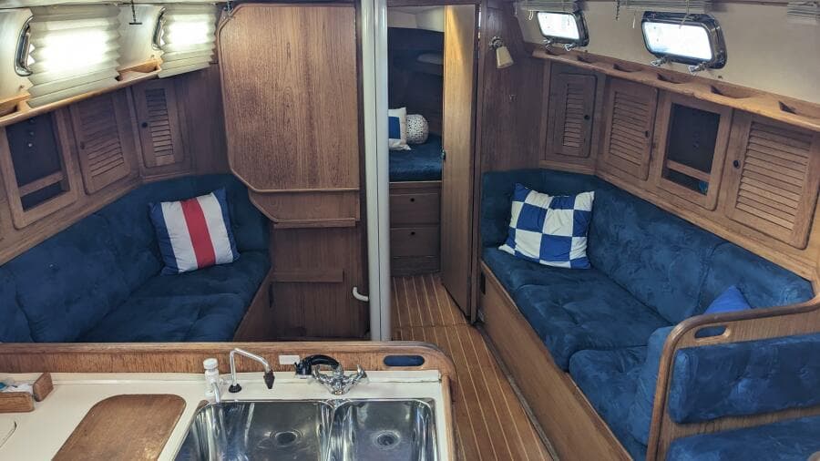 1993 Sabre 38