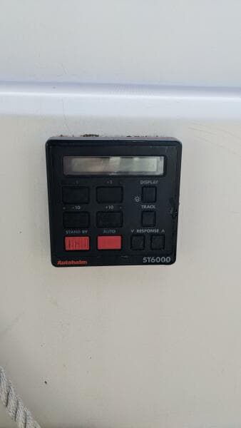 1993 Sabre 38