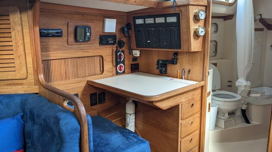 1993 Sabre 38