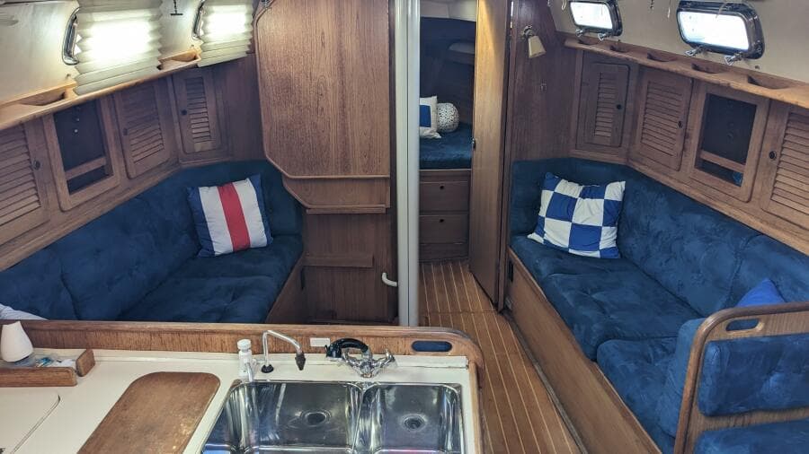 1993 Sabre 38