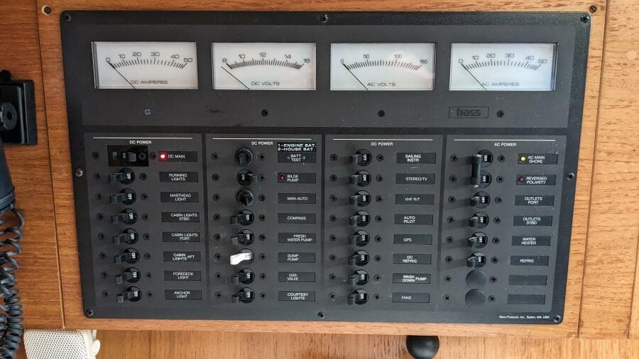 1993 Sabre 38