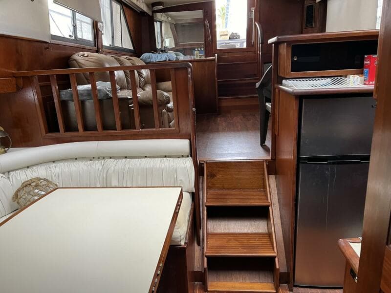 1987 Californian 42 Motor Yacht