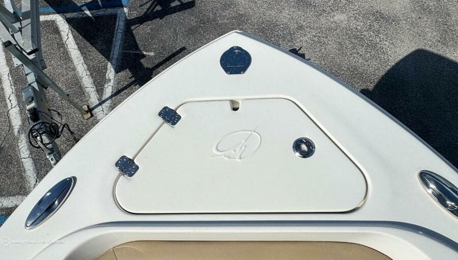 2019 Sailfish 220 CC
