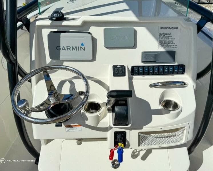 2019 Sailfish 220 CC