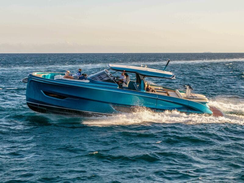 2024 Solaris 52 open