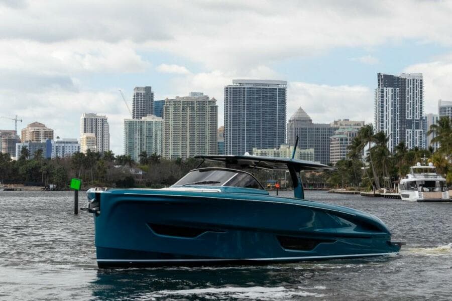 2024 Solaris 52 open