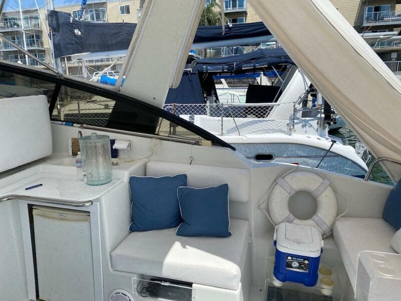 1993 Silverton 38 Express