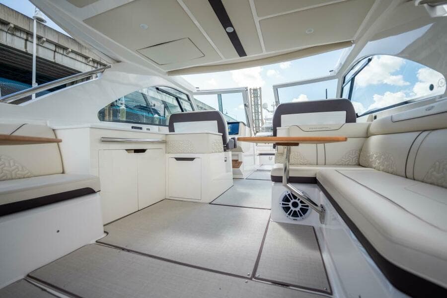 2022 Regal LX36