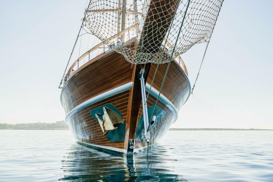 2013 East Yachting Custom