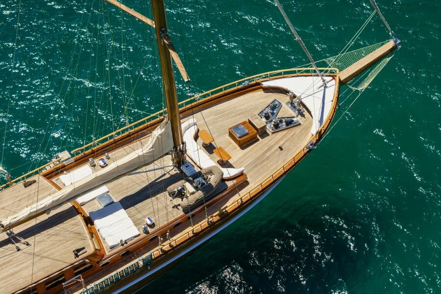 2013 East Yachting Custom