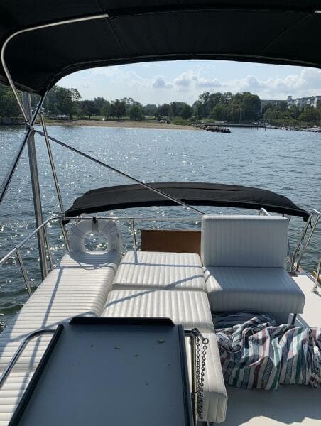 1984 Carver Mariner