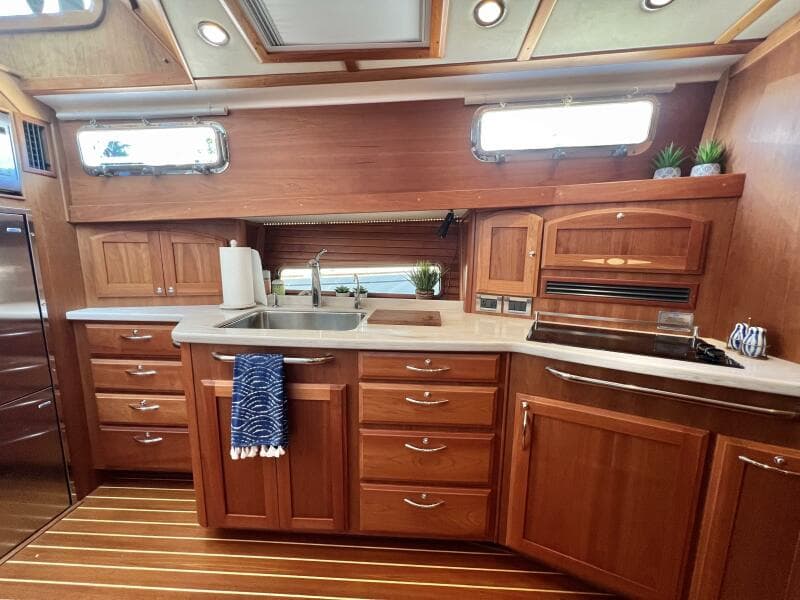 2017 Sabre 48 Salon Express