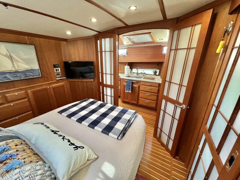 2017 Sabre 48 Salon Express
