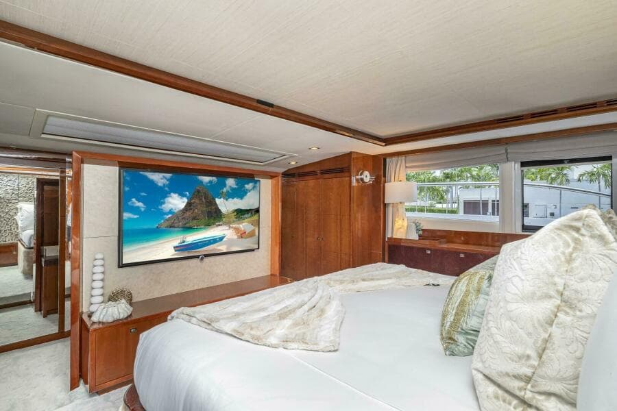 2012 Princess 104 - On deck master