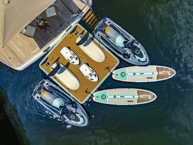2012 Princess 104 - inflatable dock