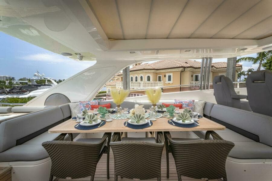 2012 Princess 104 - Flybridge
