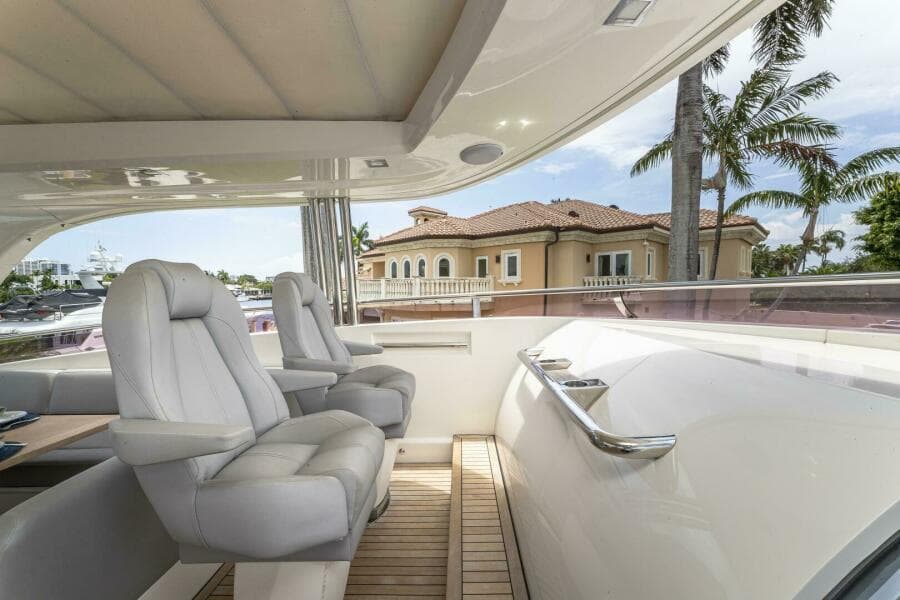 2012 Princess 104 - Flybridge