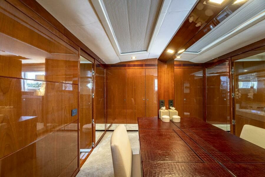 2012 Princess 104 - On deck master