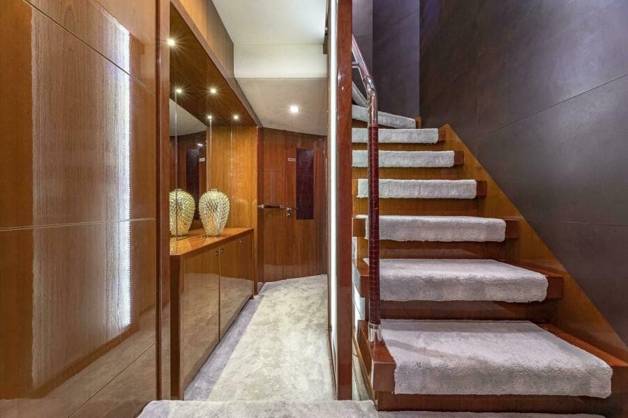 2012 Princess 104 - lower foyer