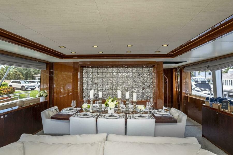 2012 Princess 104 - Interior dining