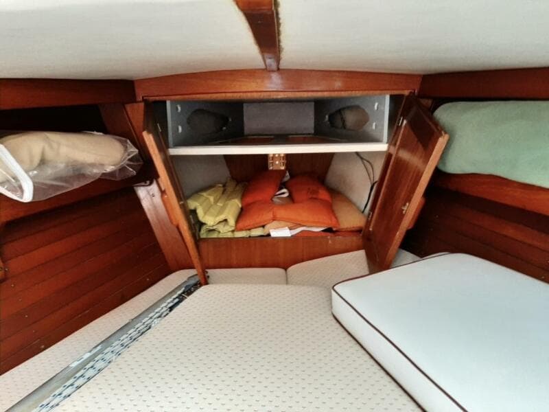 1988 J Boats 