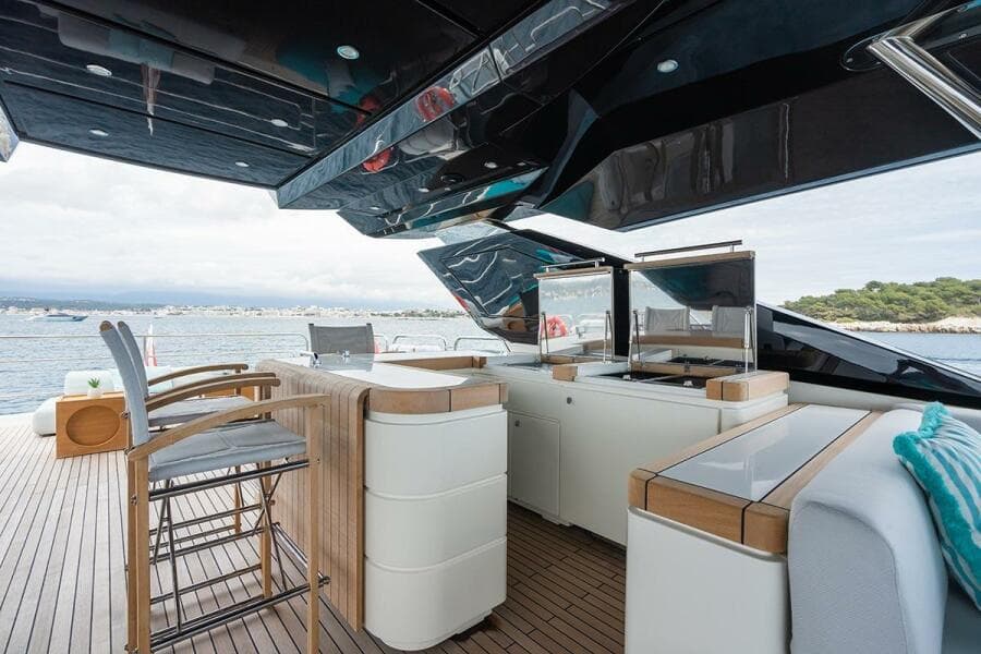 2021 Monte Carlo Yachts MCY 96