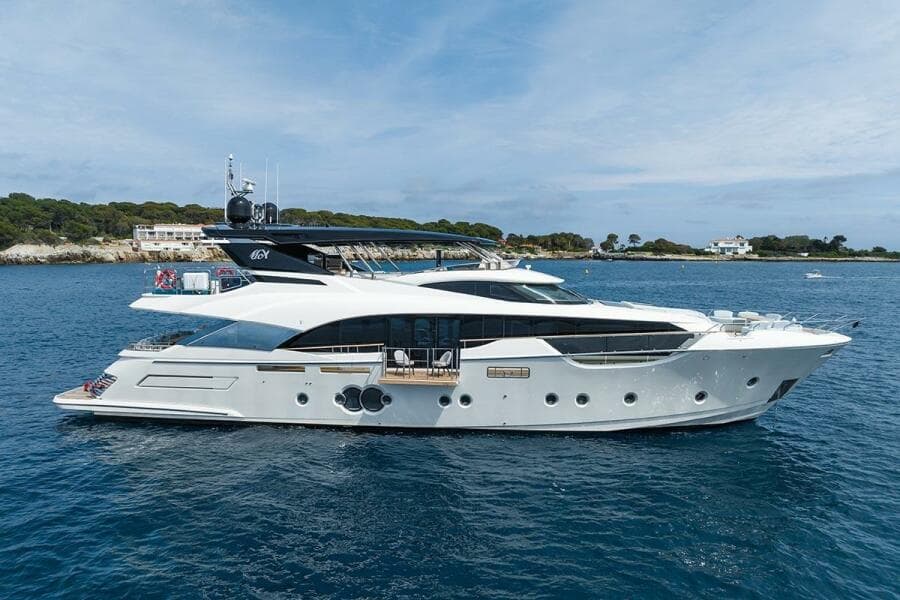 2021 Monte Carlo Yachts MCY 96