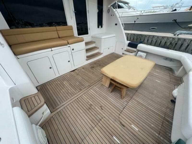 2004 Bertram 67