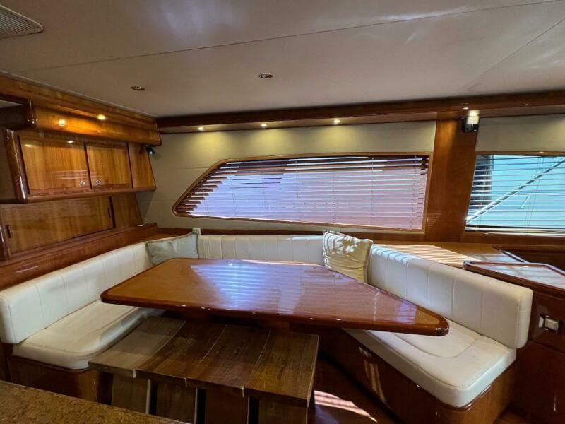 2004 Bertram 67