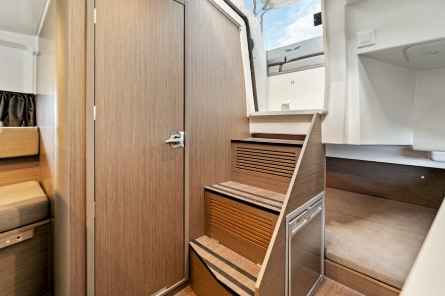 2027 Beneteau Flyer 9 SUNdeck