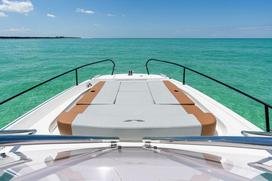 2027 Beneteau Flyer 9 SUNdeck