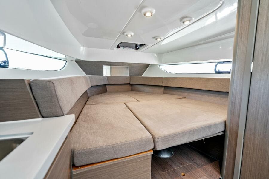 2027 Beneteau Flyer 9 SUNdeck