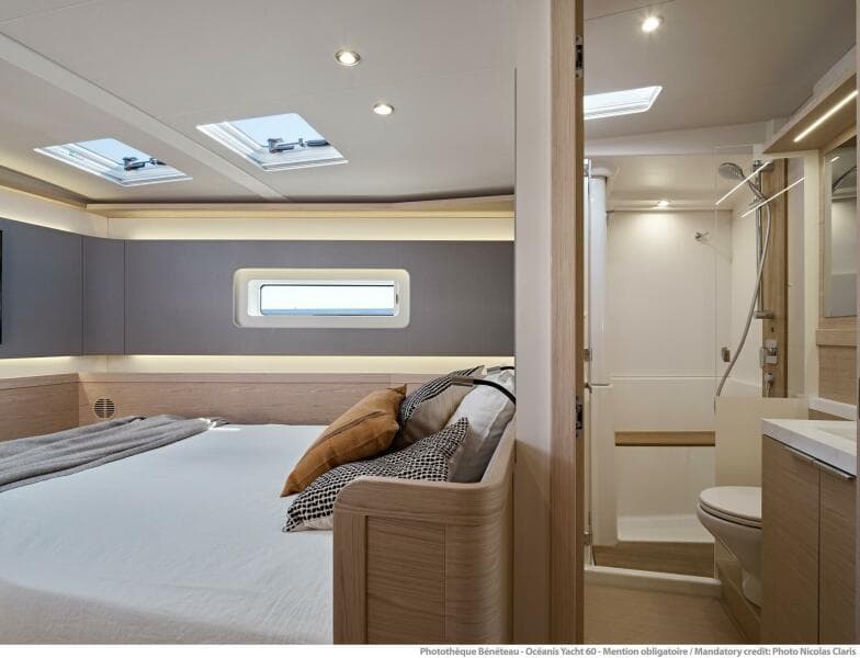 BENETEAU Oceanis Yacht 60