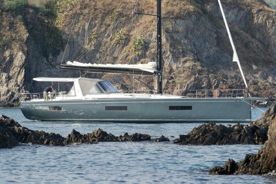 BENETEAU Oceanis Yacht 60
