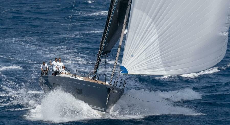 2027 Beneteau First 53