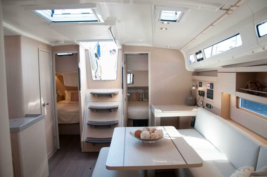 2025 Oceanis 40.1