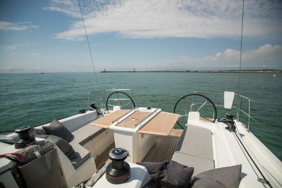 2025 Oceanis 40.1