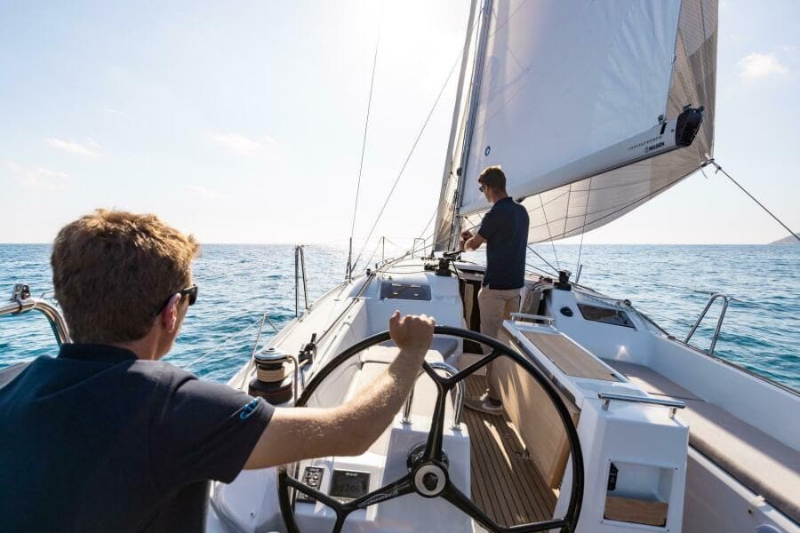 2026 Oceanis 34.1