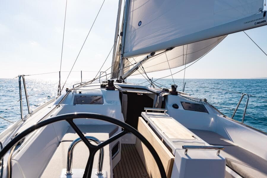 2026 Oceanis 34.1