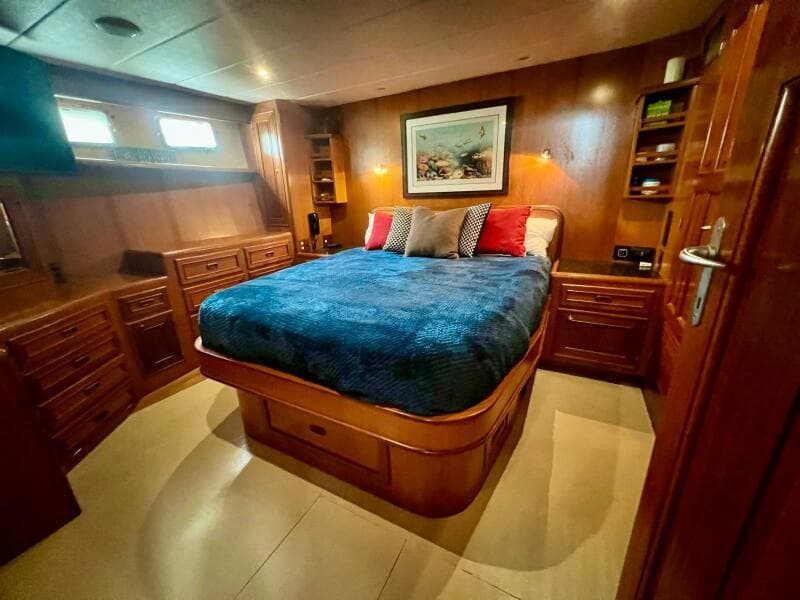 2000 Grand Alaskan 60 Pilothouse