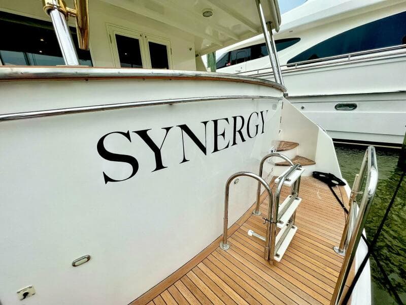 2000 Grand Alaskan 60 Pilothouse