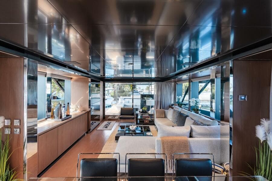 Main Deck Salon