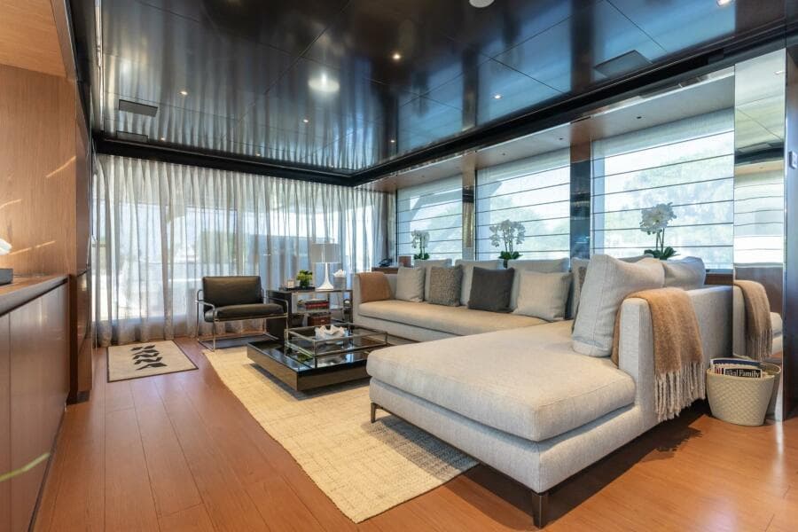 Main Deck Salon