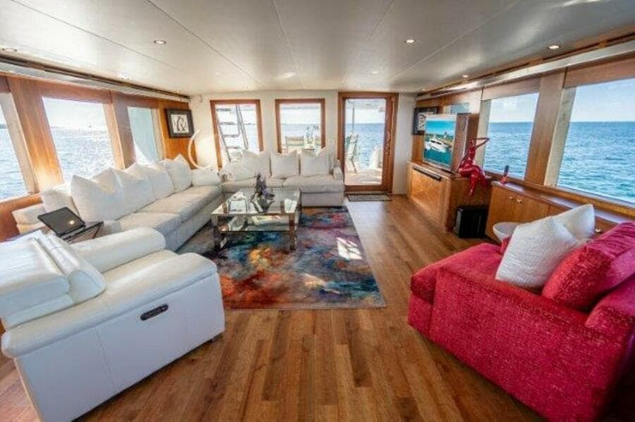 Main Deck Salon