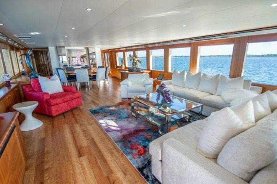 Main Deck Salon